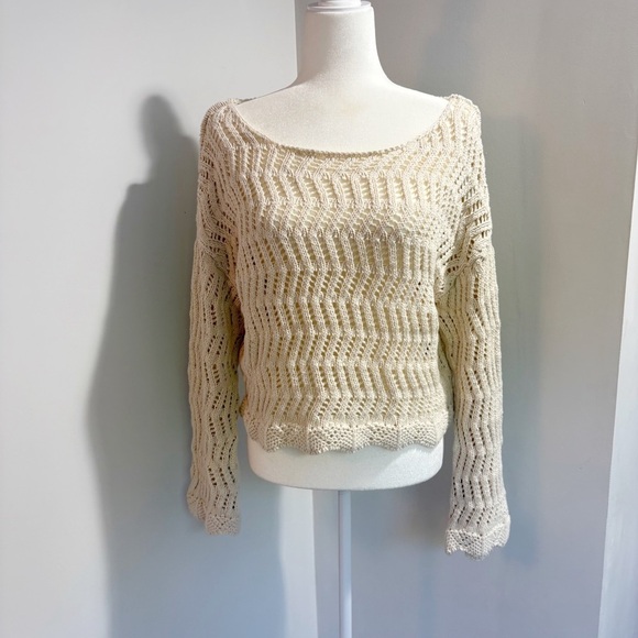 American Eagle Outfitters Crochet Knit Fisherman Sweater Size Medium Wide Sleeve - Picture 1 of 15